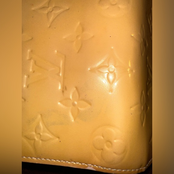 Louis Vuitton Yellow Vernis Wallet - Picture 14 of 16